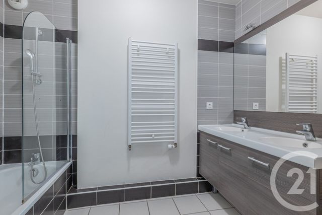 Appartement F4 à vendre - 4 pièces - 82,14 m2 - Lyon - 69007 - RHONE-ALPES