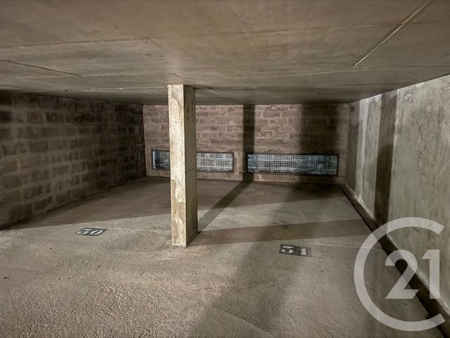 parking - LYON - 69003