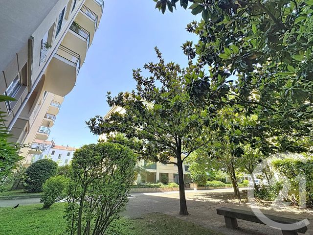 Appartement F3 &agrave; vendre - 3 pi&egrave;ces - 67,37 m2 - Lyon - 69008 - RHONE-ALPES