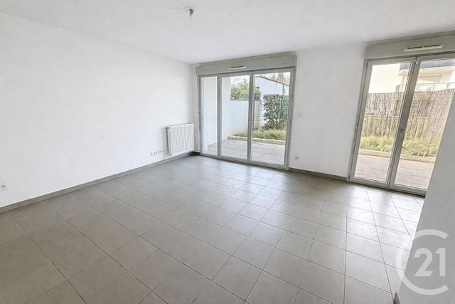 Appartement F3 &agrave; vendre - 3 pi&egrave;ces - 61,75 m2 - Decines Charpieu - 69 - RHONE-ALPES