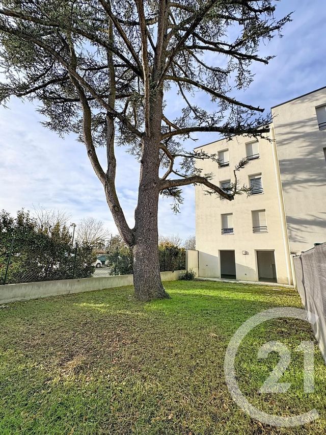 Appartement F3 &agrave; vendre - 3 pi&egrave;ces - 61,75 m2 - Decines Charpieu - 69 - RHONE-ALPES