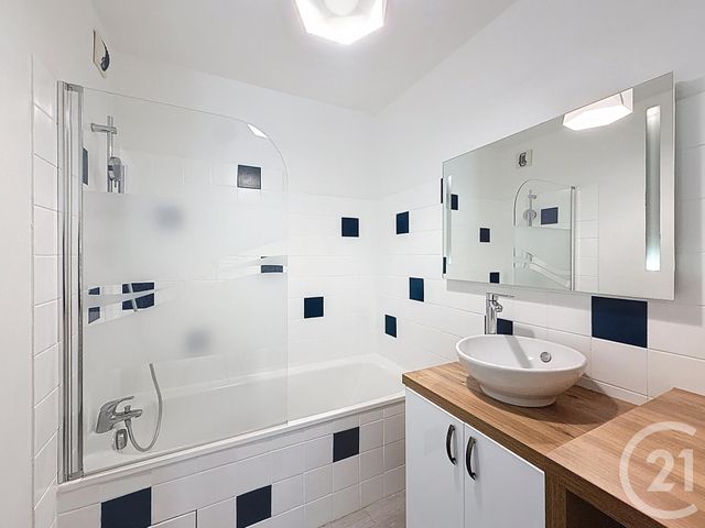 Appartement F3 &agrave; vendre - 3 pi&egrave;ces - 77,79 m2 - Lyon - 69007 - RHONE-ALPES