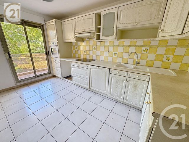 Appartement F4 &agrave; vendre - 4 pi&egrave;ces - 83,61 m2 - Lyon - 69007 - RHONE-ALPES