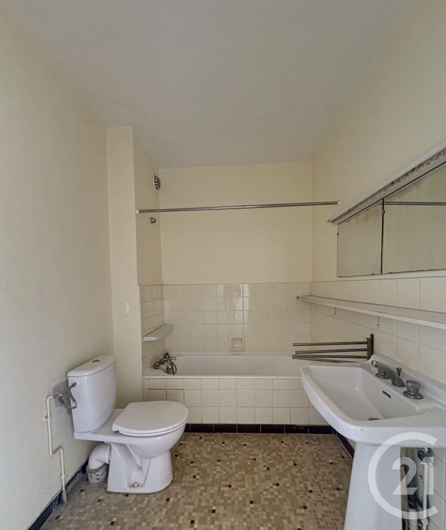 Appartement F3 &agrave; vendre - 3 pi&egrave;ces - 75,97 m2 - Caluire Et Cuire - 69 - RHONE-ALPES