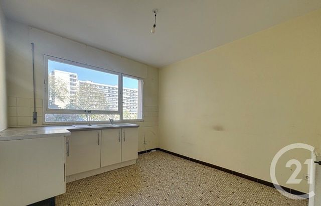 Appartement F3 &agrave; vendre - 3 pi&egrave;ces - 75,97 m2 - Caluire Et Cuire - 69 - RHONE-ALPES