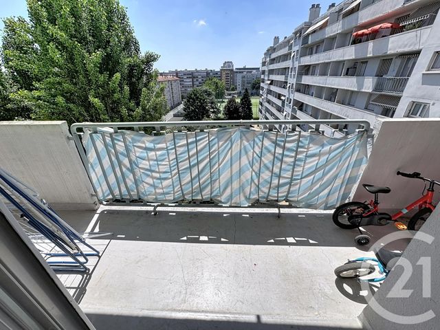 Appartement T3 &agrave; vendre - 4 pi&egrave;ces - 73,31 m2 - Villeurbanne - 69 - RHONE-ALPES