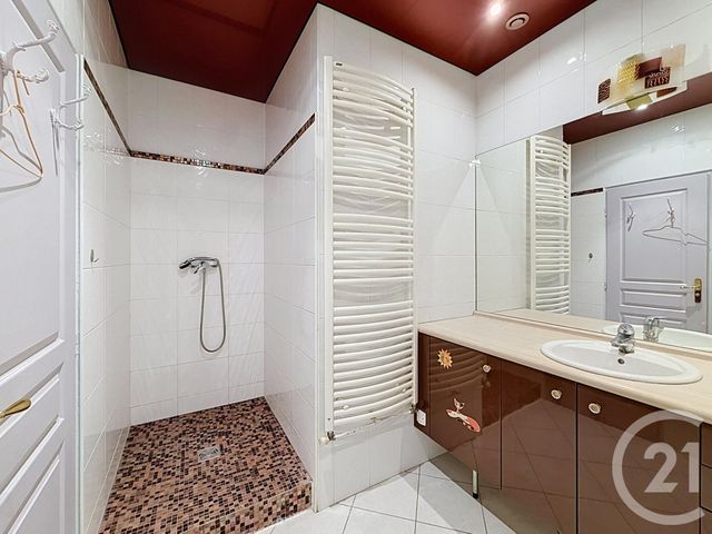 Appartement F3 &agrave; vendre - 3 pi&egrave;ces - 74,23 m2 - Lyon - 69007 - RHONE-ALPES