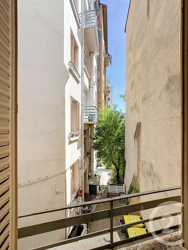 Appartement F2 &agrave; vendre - 2 pi&egrave;ces - 50,50 m2 - Lyon - 69007 - RHONE-ALPES