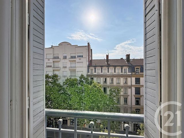 Appartement F2 bis &agrave; vendre - 2 pi&egrave;ces - 72,14 m2 - Lyon - 69007 - RHONE-ALPES
