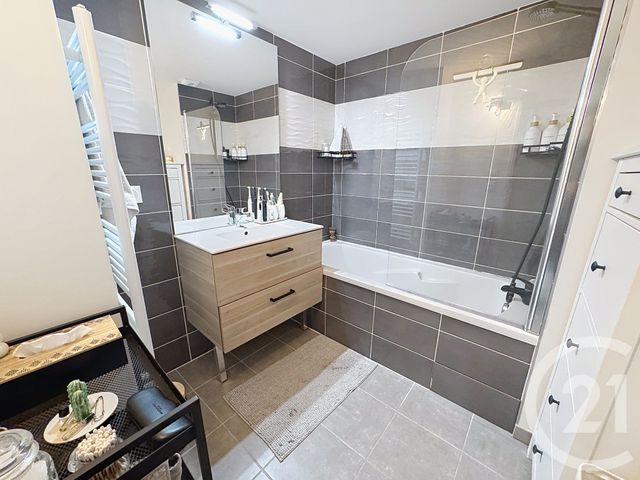 Appartement F3 &agrave; vendre - 3 pi&egrave;ces - 60,20 m2 - Lyon - 69007 - RHONE-ALPES