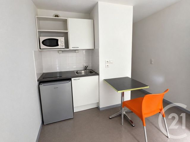 Appartement Studio &agrave; vendre - 1 pi&egrave;ce - 17,75 m2 - Lyon - 69008 - RHONE-ALPES