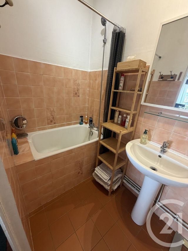 Appartement F2 &agrave; vendre - 2 pi&egrave;ces - 41,99 m2 - Lyon - 69007 - RHONE-ALPES