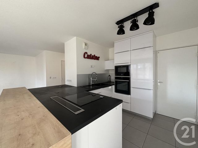 Appartement Duplex &agrave; louer - 5 pi&egrave;ces - 94,56 m2 - Villeurbanne - 69 - RHONE-ALPES