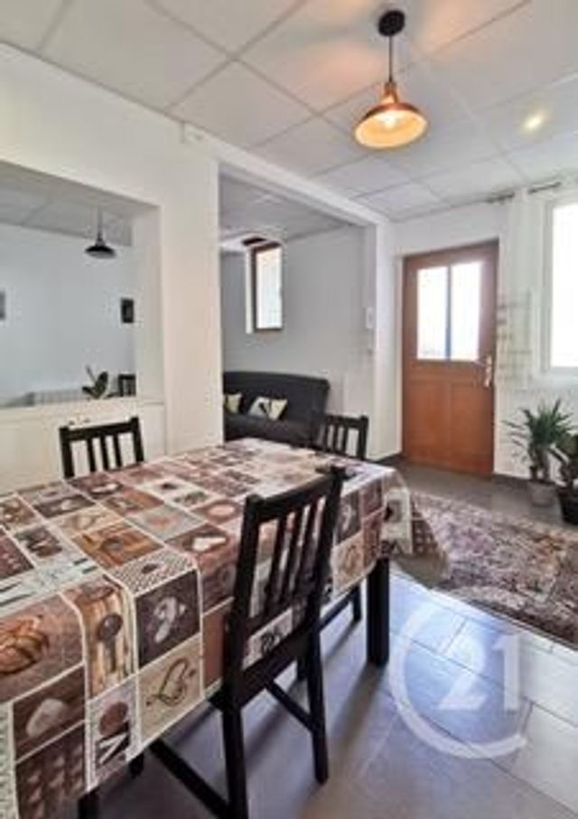 Appartement F3 &agrave; louer - 3 pi&egrave;ces - 70,70 m2 - Lyon - 69003 - RHONE-ALPES