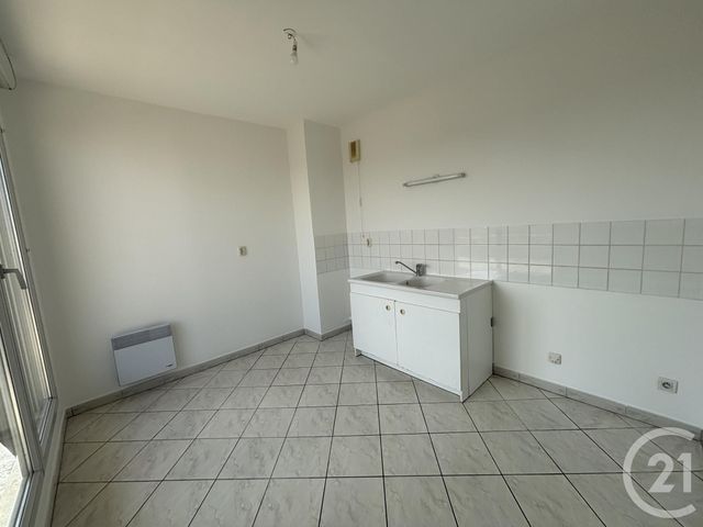 Appartement F3 &agrave; louer - 3 pi&egrave;ces - 75,99 m2 - Lyon - 69007 - RHONE-ALPES