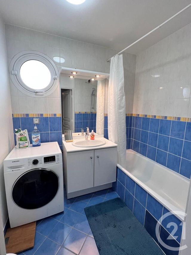 Appartement F3 &agrave; louer - 3 pi&egrave;ces - 68,52 m2 - Lyon - 69007 - RHONE-ALPES