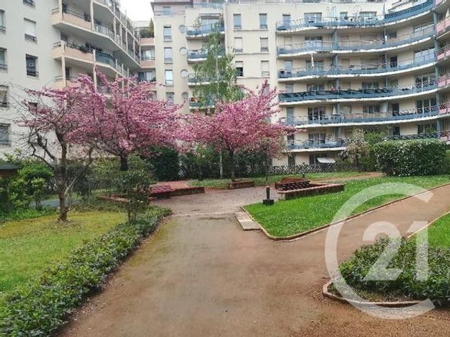 Appartement F3 &agrave; louer - 3 pi&egrave;ces - 70,26 m2 - Lyon - 69003 - RHONE-ALPES