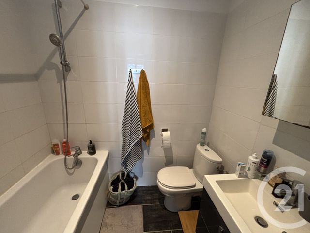 Appartement F1 &agrave; louer - 1 pi&egrave;ce - 28,63 m2 - Lyon - 69007 - RHONE-ALPES