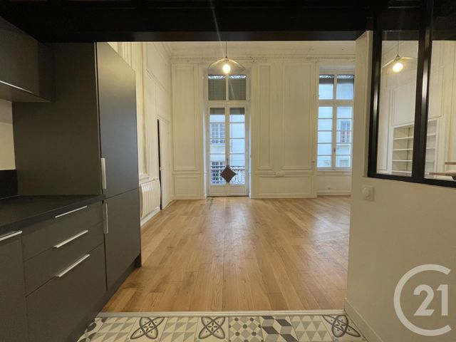 Appartement F1 bis &agrave; louer - 2 pi&egrave;ces - 52,58 m2 - Lyon - 69002 - RHONE-ALPES