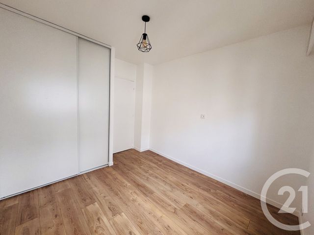 Appartement F3 &agrave; louer - 3 pi&egrave;ces - 68,48 m2 - Villeurbanne - 69 - RHONE-ALPES
