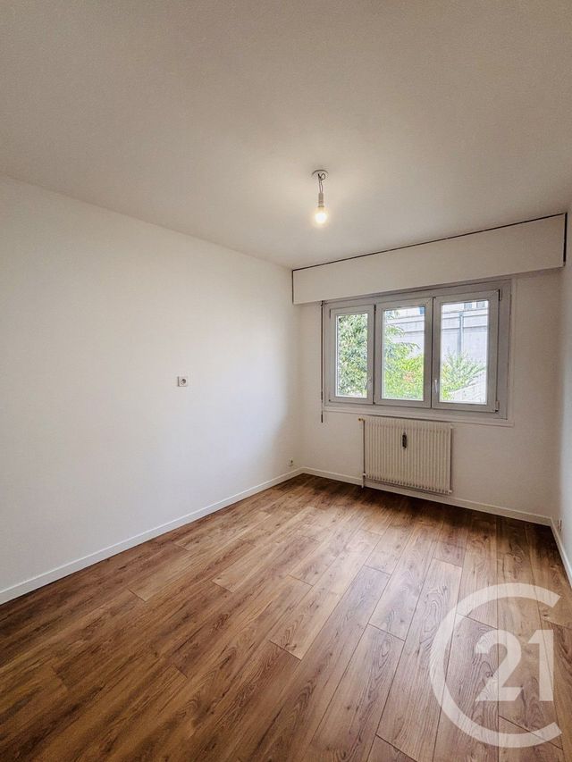 Appartement F3 &agrave; louer - 3 pi&egrave;ces - 68,48 m2 - Villeurbanne - 69 - RHONE-ALPES