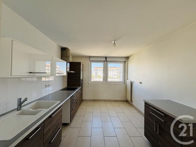 Appartement F4 &agrave; louer - 4 pi&egrave;ces - 112,28 m2 - Lyon - 69007 - RHONE-ALPES