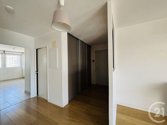 Appartement F4 &agrave; louer - 4 pi&egrave;ces - 112,28 m2 - Lyon - 69007 - RHONE-ALPES