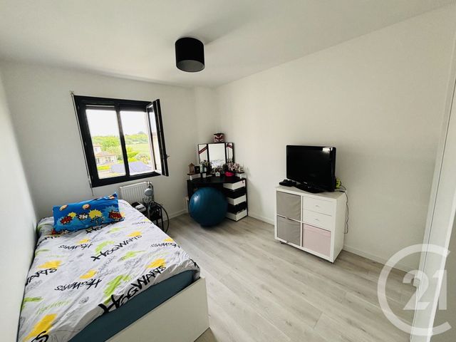 Maison &agrave; louer - 4 pi&egrave;ces - 90,69 m2 - Genas - 69 - RHONE-ALPES