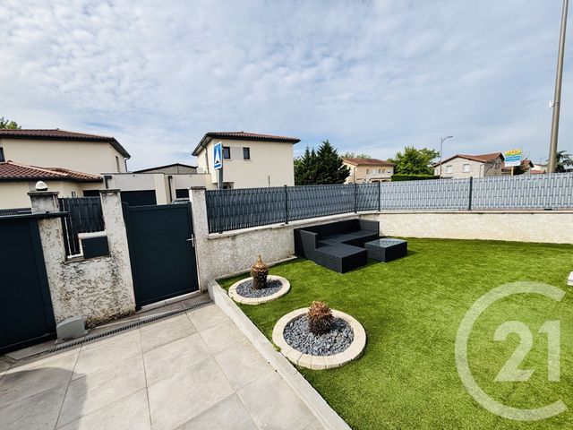 Maison &agrave; louer - 4 pi&egrave;ces - 90,69 m2 - Genas - 69 - RHONE-ALPES