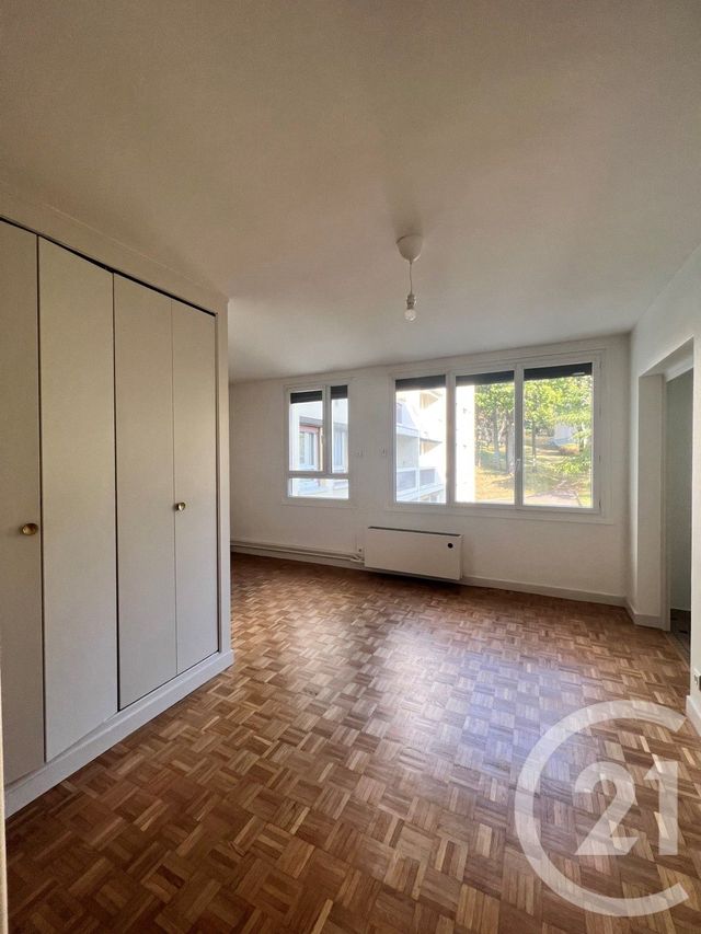Appartement T1 &agrave; louer - 1 pi&egrave;ce - 37,82 m2 - Genay - 69 - RHONE-ALPES