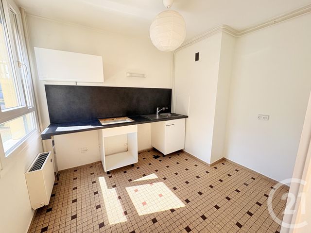 Appartement T1 &agrave; louer - 1 pi&egrave;ce - 37,82 m2 - Genay - 69 - RHONE-ALPES