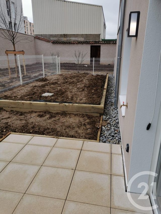 Appartement F2 &agrave; louer - 2 pi&egrave;ces - 53,83 m2 - Lyon - 69008 - RHONE-ALPES