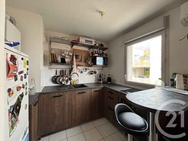 Appartement F2 &agrave; louer - 2 pi&egrave;ces - 41,48 m2 - Meyzieu - 69 - RHONE-ALPES