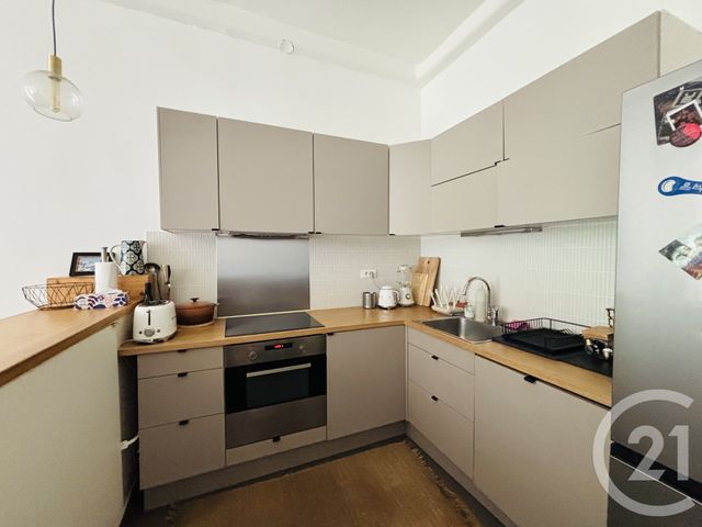 Appartement F3 &agrave; louer - 3 pi&egrave;ces - 75,50 m2 - Lyon - 69007 - RHONE-ALPES
