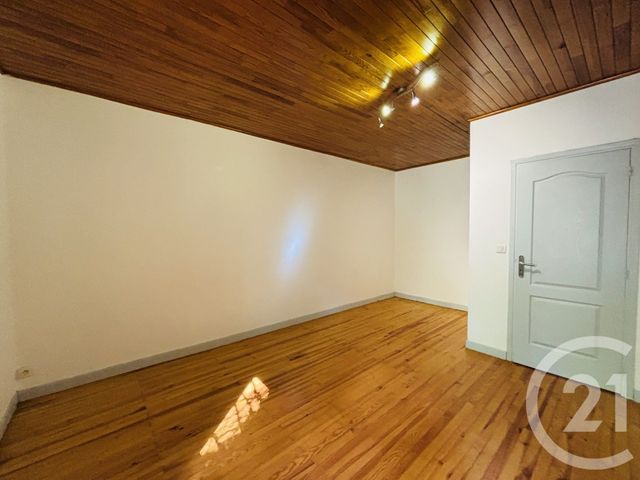 Maison &agrave; louer - 5 pi&egrave;ces - 127,69 m2 - Dommartin - 69 - RHONE-ALPES