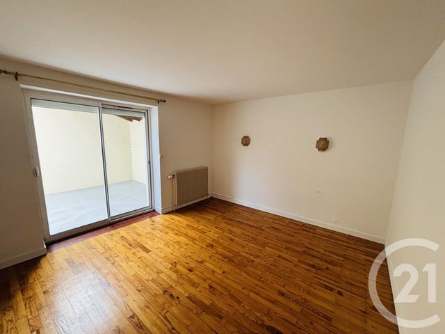 Maison &agrave; louer - 5 pi&egrave;ces - 127,69 m2 - Dommartin - 69 - RHONE-ALPES