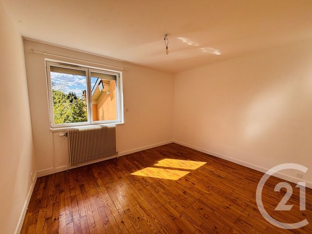 Maison &agrave; louer - 5 pi&egrave;ces - 127,69 m2 - Dommartin - 69 - RHONE-ALPES