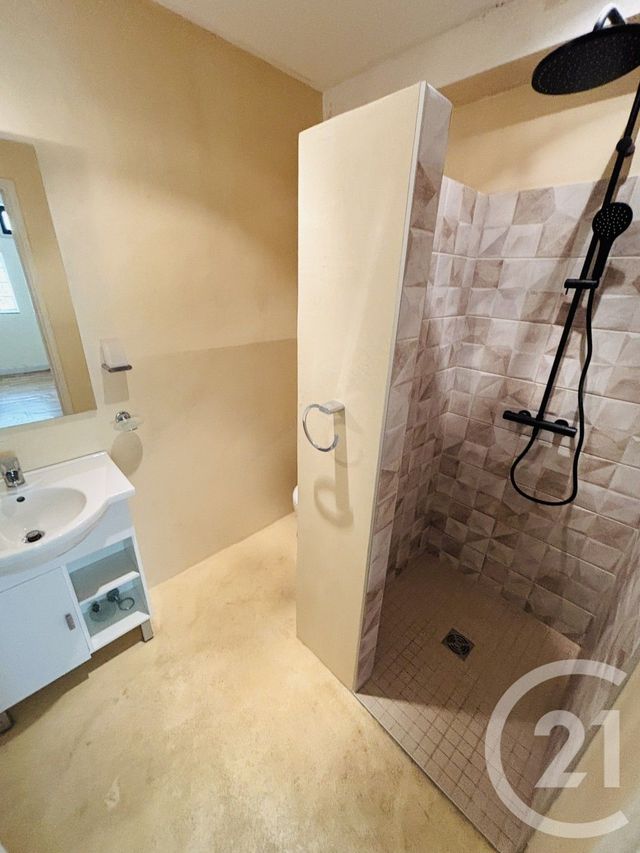 Maison &agrave; louer - 5 pi&egrave;ces - 127,69 m2 - Dommartin - 69 - RHONE-ALPES