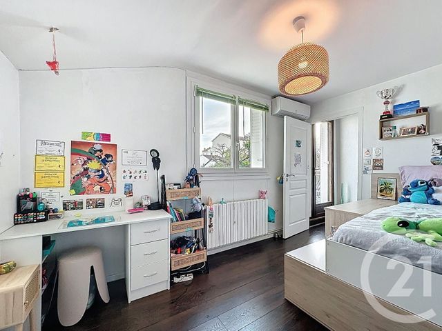 Maison &agrave; louer - 5 pi&egrave;ces - 119,88 m2 - Lyon - 69008 - RHONE-ALPES