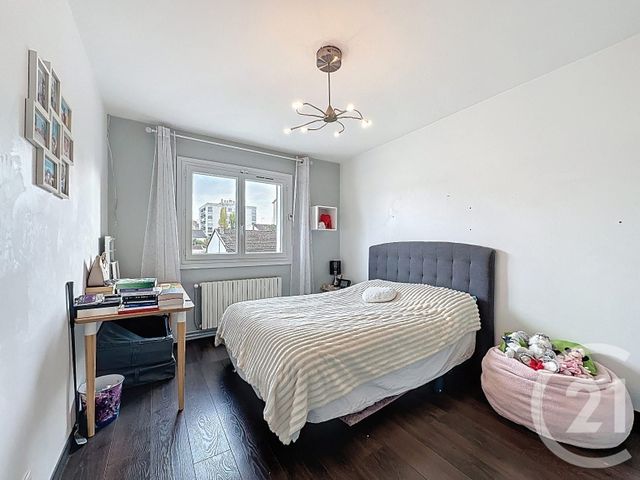 Maison &agrave; louer - 5 pi&egrave;ces - 119,88 m2 - Lyon - 69008 - RHONE-ALPES