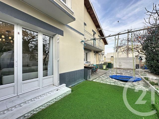 Maison &agrave; louer - 5 pi&egrave;ces - 119,88 m2 - Lyon - 69008 - RHONE-ALPES