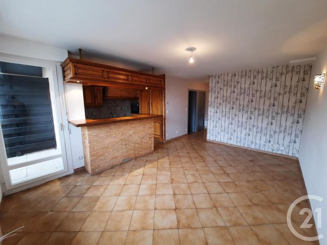 Appartement T2 &agrave; louer - 2 pi&egrave;ces - 46,75 m2 - Genas - 69 - RHONE-ALPES