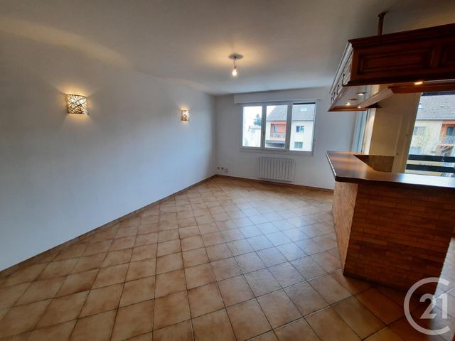 Appartement T2 &agrave; louer - 2 pi&egrave;ces - 46,75 m2 - Genas - 69 - RHONE-ALPES