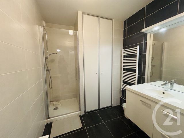 Appartement F2 &agrave; louer - 2 pi&egrave;ces - 45,61 m2 - Villeurbanne - 69 - RHONE-ALPES