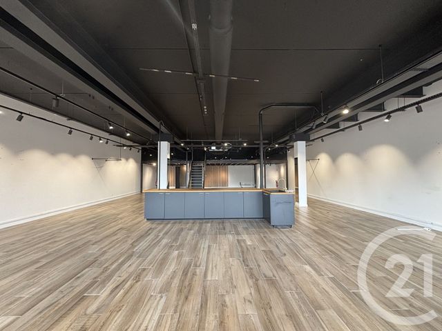Local commercial à louer - 220.0 m2 - 69 - Rhone