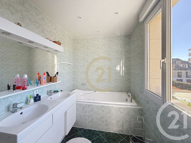 Maison &agrave; vendre - 7 pi&egrave;ces - 172 m2 - Nanterre - 92 - ILE-DE-FRANCE