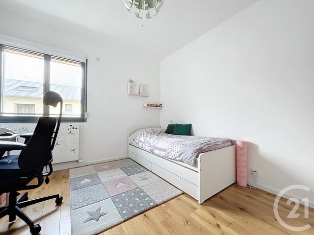 Maison a louer nanterre - 5 pièce(s) - 112.8 m2 - Surfyn