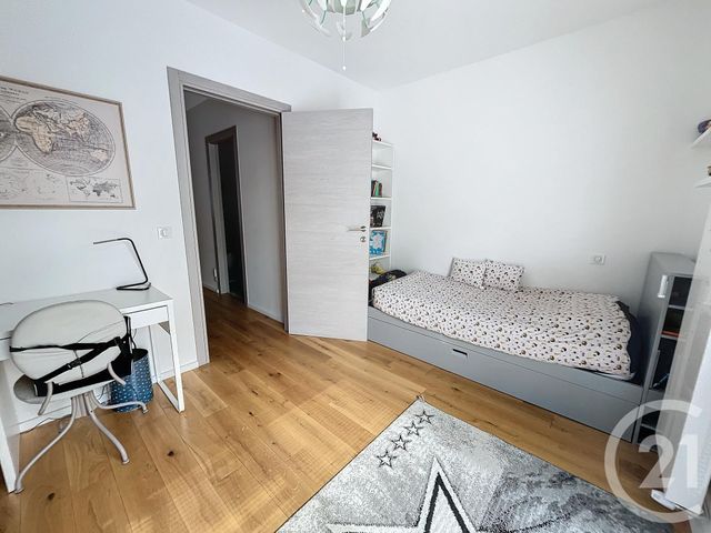 Maison a louer nanterre - 5 pièce(s) - 112.8 m2 - Surfyn