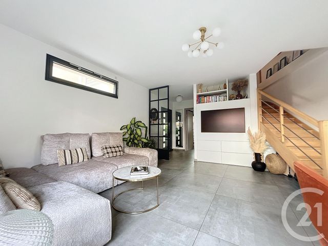 Maison a louer nanterre - 5 pièce(s) - 112.8 m2 - Surfyn