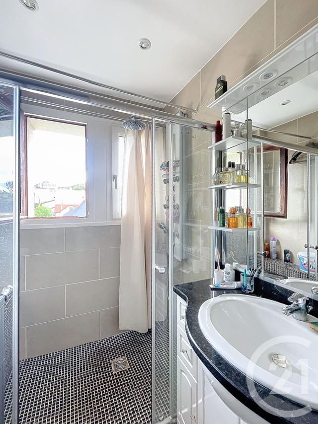 Appartement F3 à vendre - 3 pièces - 50 m2 - Rueil Malmaison - 92 - ILE-DE-FRANCE